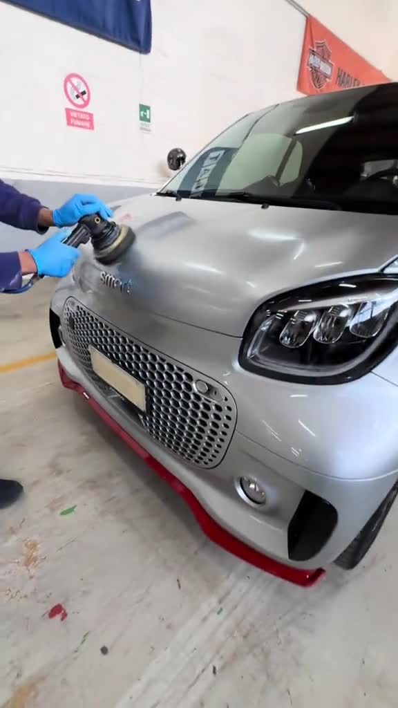 Lucidatura professionale Audi RS Q3