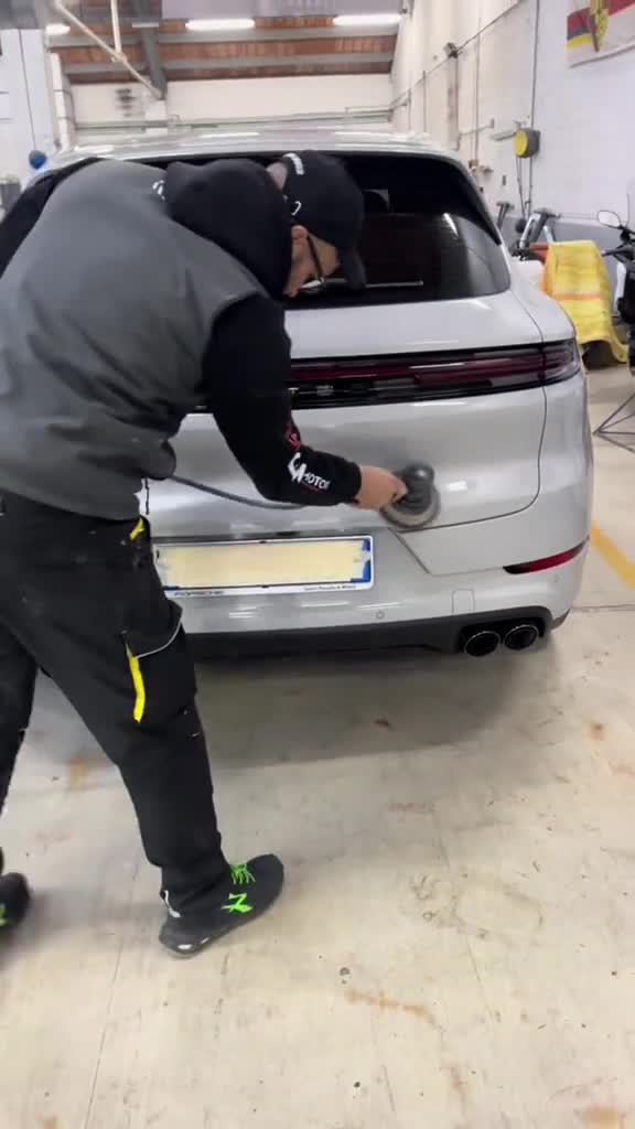 Lucidatura Porsche Cayenne